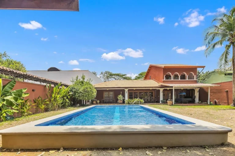Casa Cinco: 5BR Vacation Rental in Jaco Costa Rica