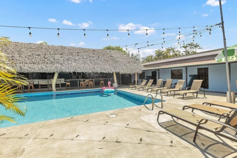 Republik House: 10BR Vacation Rental in Jaco Costa Rica