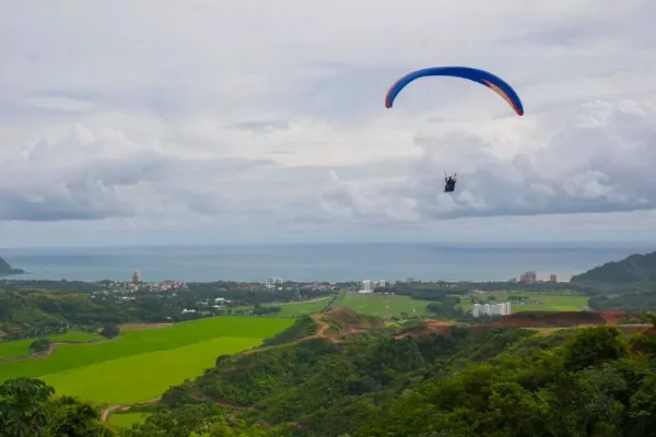 Jaco-Paragliding-Tours-Costa-Rica-JTD-05 Jaco-Paragliding-Tours-Costa-Rica-JTD-05