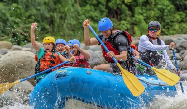 Jaco-White-Water-Rafting-Tours-Savegre-River-Costa-Rica-07
