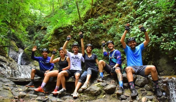 Mountain-Bike-Adventure-Waterfalls-Jacot-Tour-Desk-06